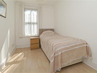 Picture 10